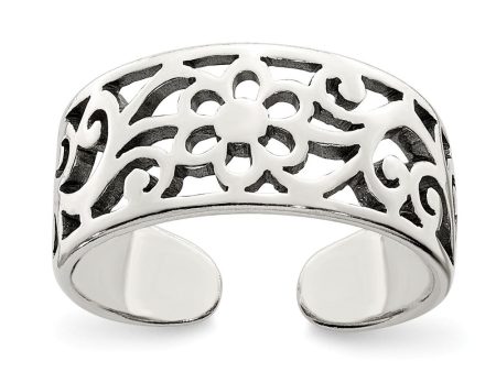 7mm Antiqued Floral Toe Ring in Sterling Silver For Sale